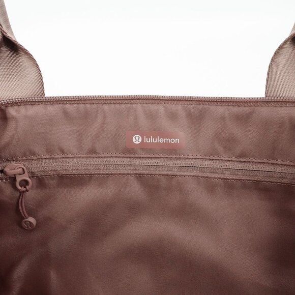 Lululemon City Adventurer Tote Bag 27L Dusty Rose OS - Picture 14 of 16